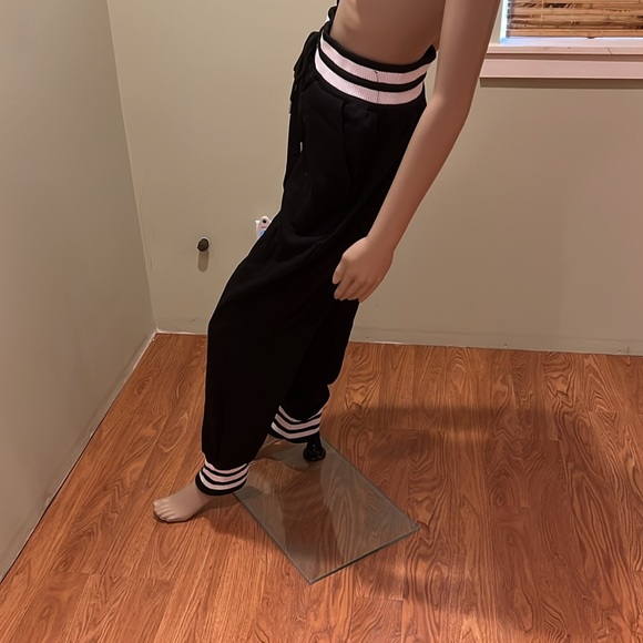 Akira Black Sweatpants With White Fuzzy Trim On Front & Back Size 1X - Picture 4 of 12